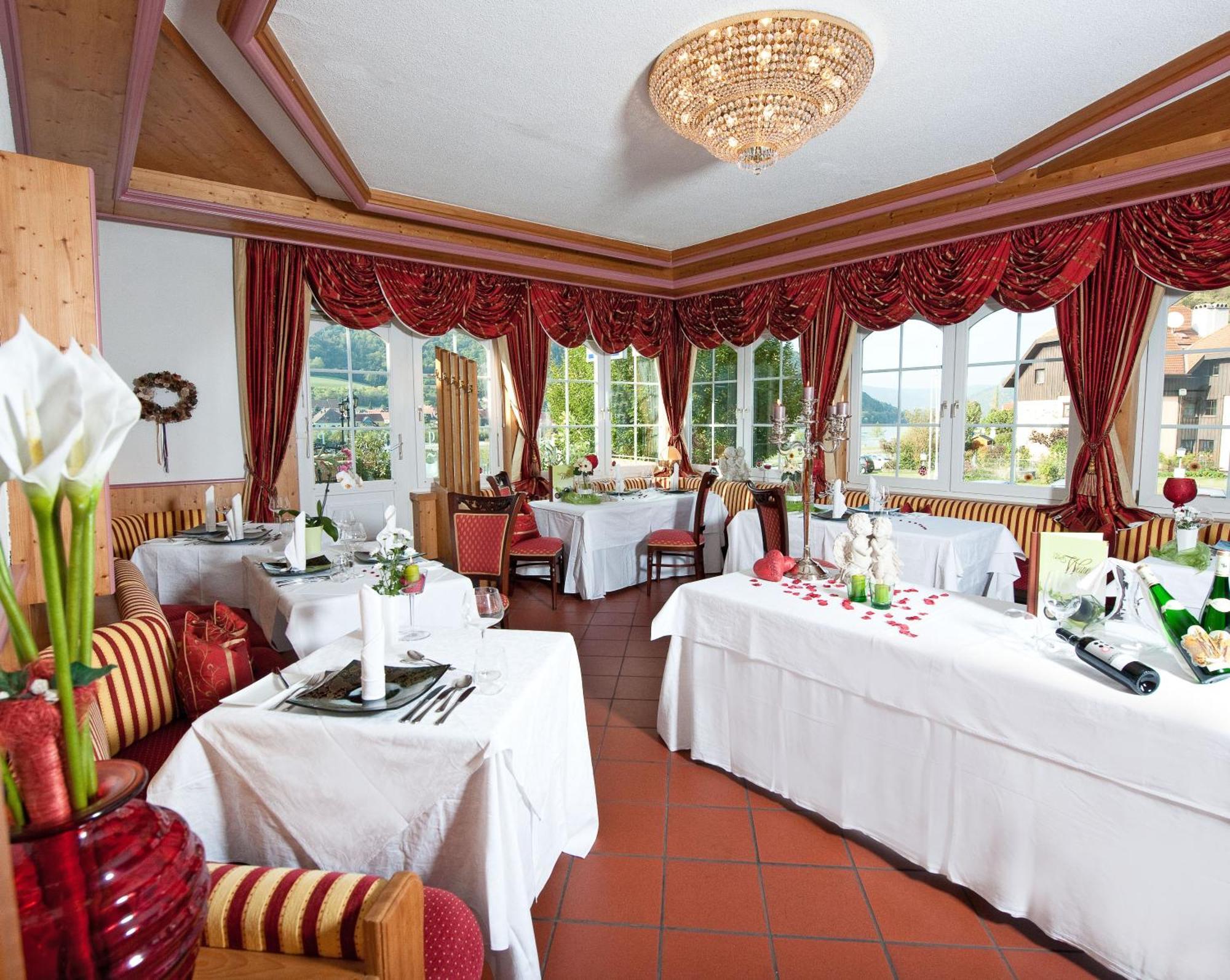 Romantikhotel Residenz Wachau Aggsbach Exteriör bild